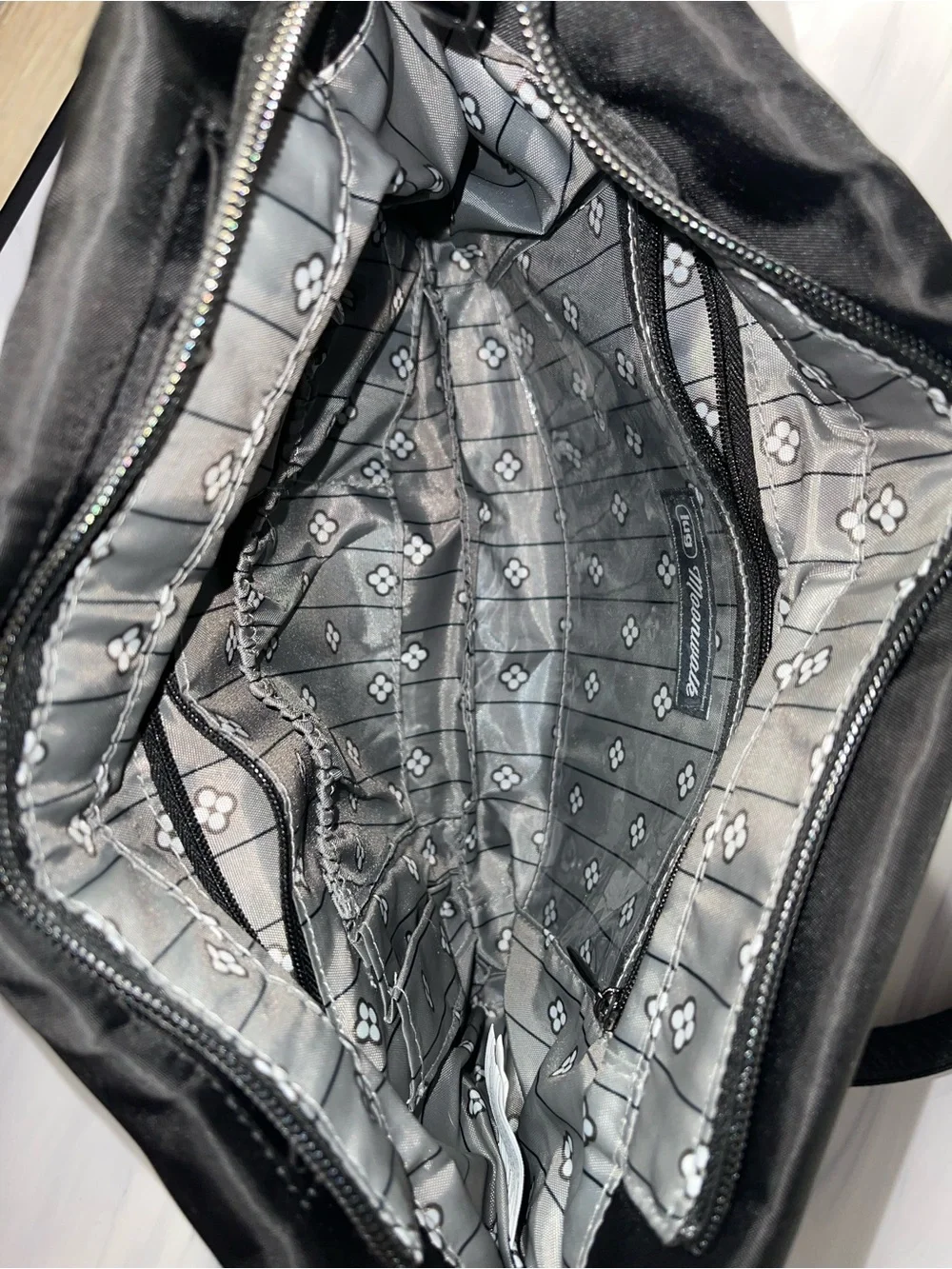 Lug Moonwalk crossbody - black - new!
